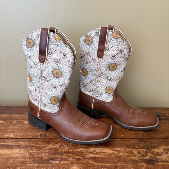 💚Ariat Round Up Square Toe Daisy Print Leather Cowboy Boots - Picture 4 of 11